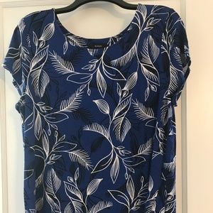 Alfani  XL Royal Blue Leaf design top